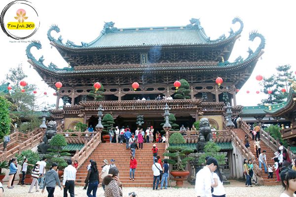 Top 15+ những ngôi chùa cổ kính lớn nhất Việt Nam năm 2023