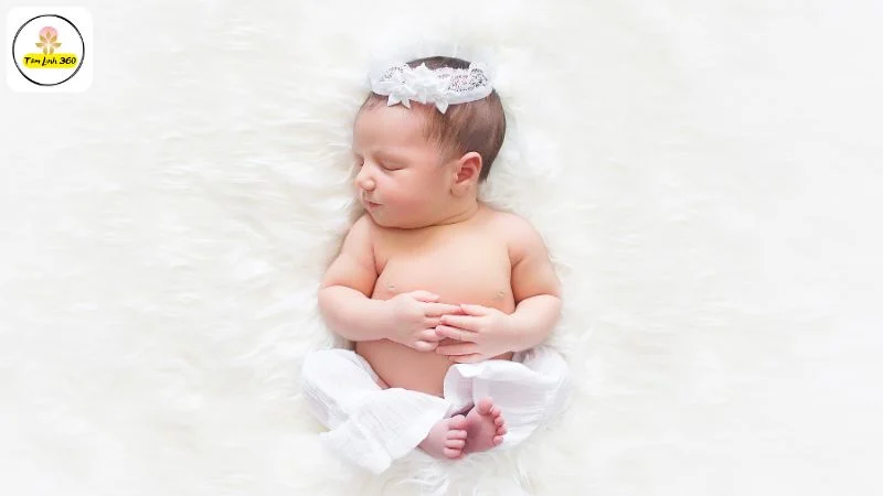 Nằm mơ thấy sinh con gái