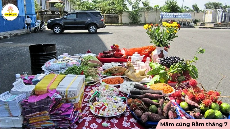 bay le mam cung xe ram thang 7 Bày mâm cúng xe Rằm tháng 7