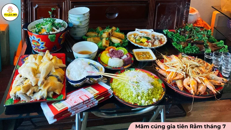 Mâm cúng gia tiên Rằm tháng 7