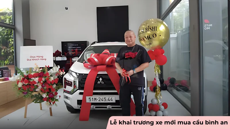 Buổi lễ khai trương xe 